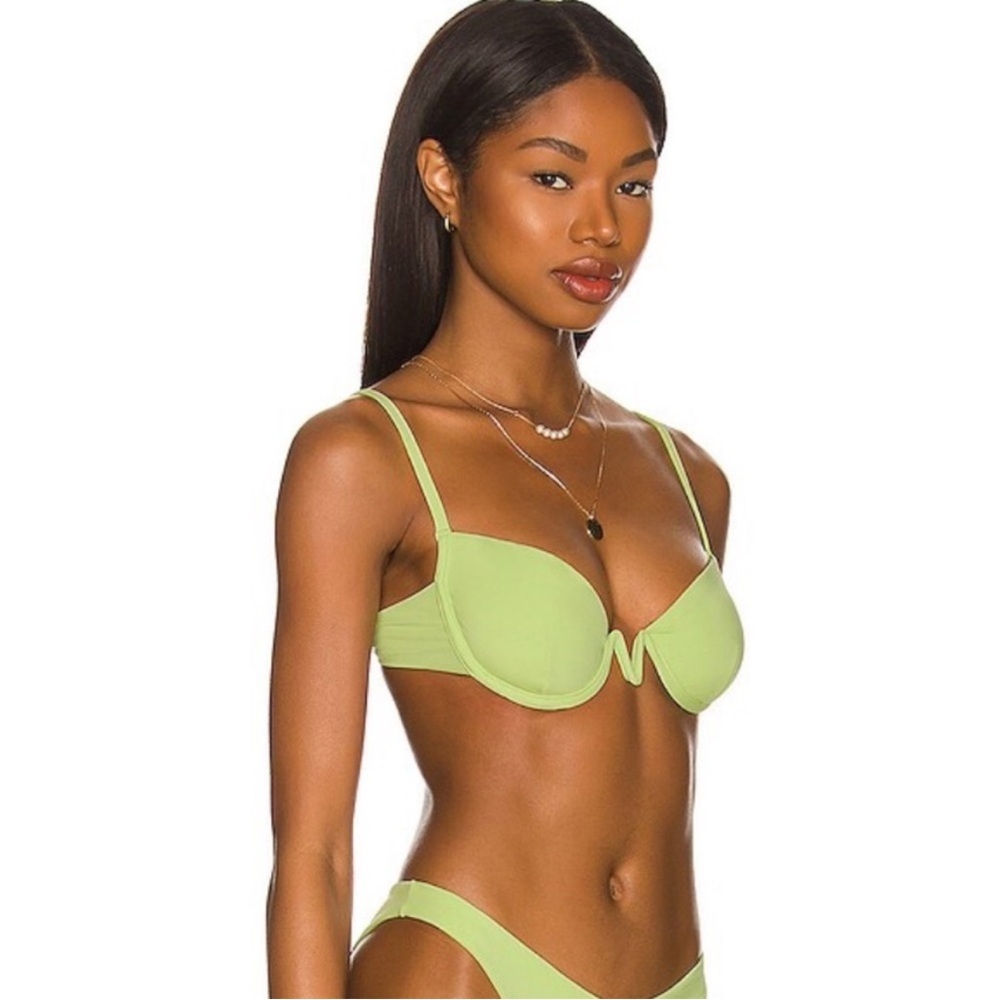 L*SPACE | NWT Nico Bikini Top in Martini Medium - Picture 3 of 11